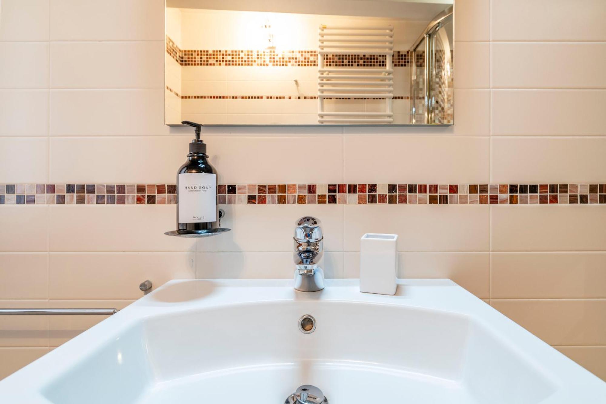Glass House - Loft 2 Minutes To Rialto Bridge & View Venesia Bagian luar foto
